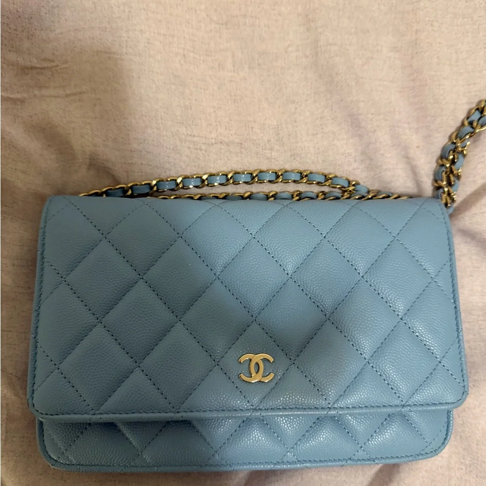 CHANEL Light Blue Quilted Shoulder Bag - Picture 2 of 6